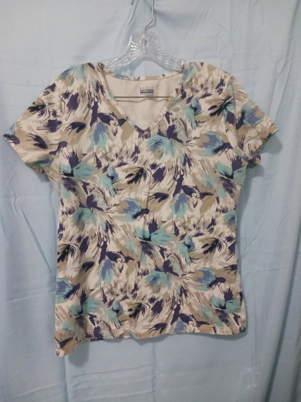 Womans Sz Large Basic Editions Splash Colors Stretch Blouse